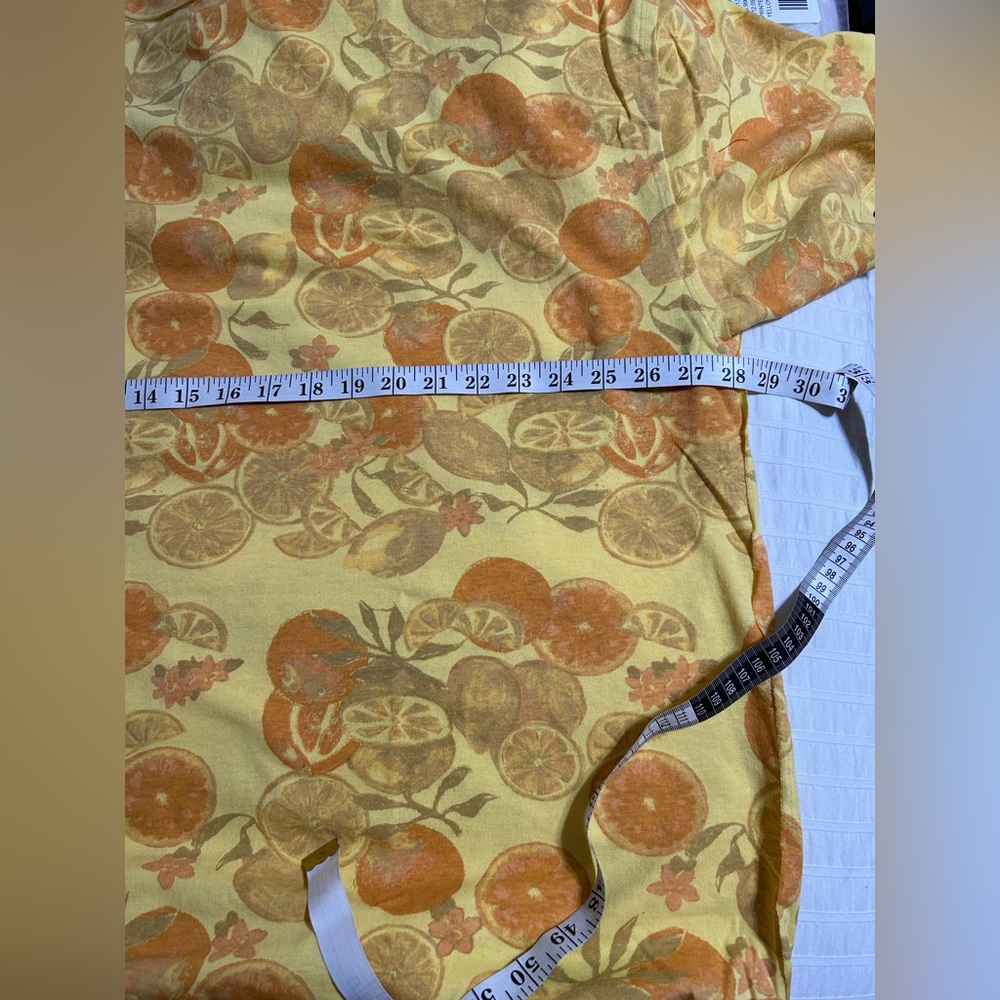 We The Free Yellow Citrus Print Short Sleeve Tee XL NWT - Picture 6 of 11